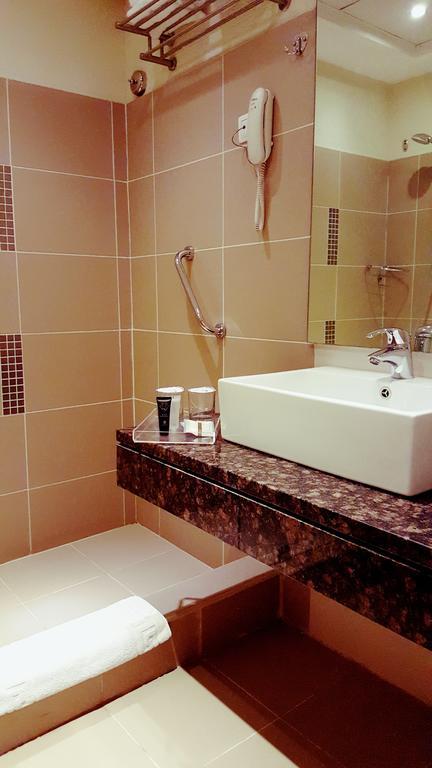 Crystal Hotel Amán Habitación foto