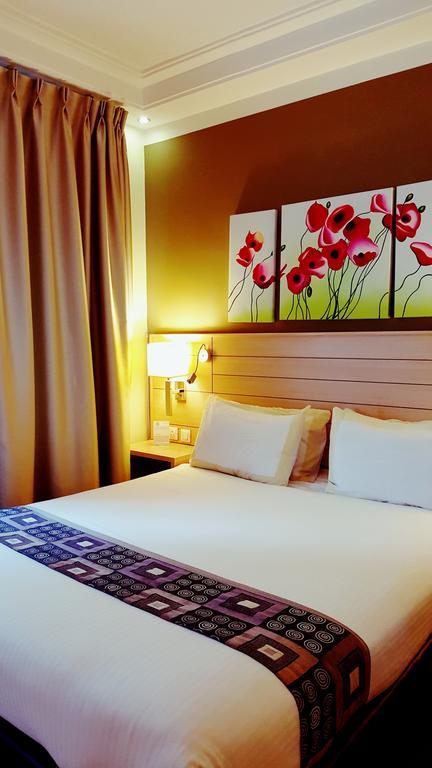 Crystal Hotel Amán Habitación foto